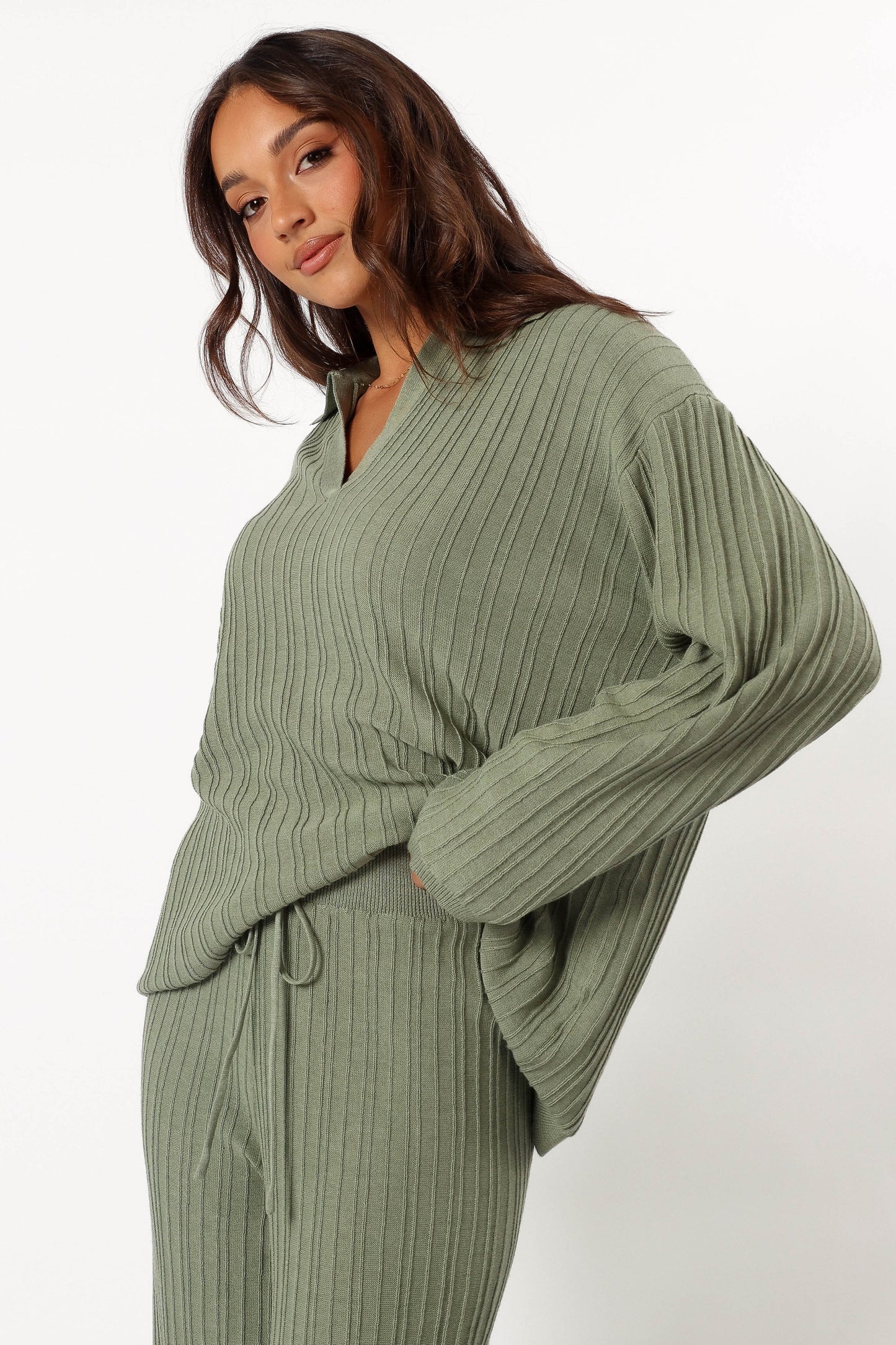 Sonole Cable Knit Sweater - Khaki